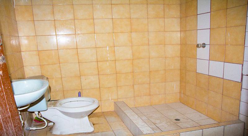 VENTA DE GRAN ALMACÉN EN CHICLAYO